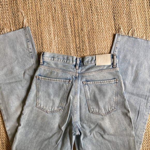 MANGO light wash high rise pleated straight leg jeans size 2 - Picture 8 of 9